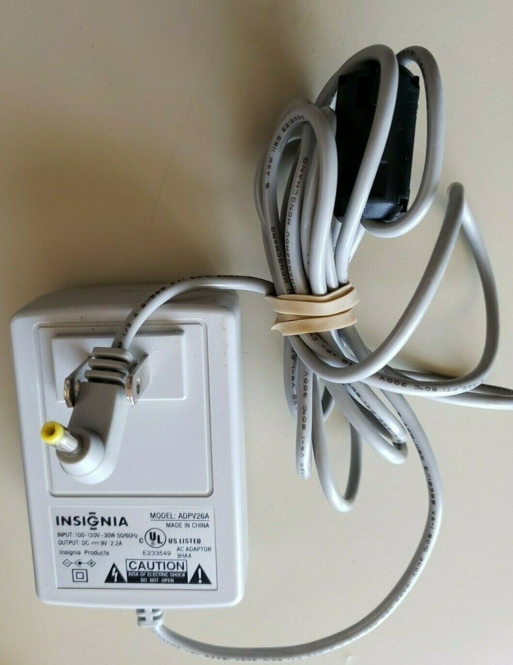 Genuine Original Insignia ADPV26A Power Supply AC Adapter Output DC 9V 2.2A Connection Split/Duplication: 1:2 Type: Genuine Original Insignia ADPV26A Power Supply AC Adapter Output DC 9V 2.2A Connection Split/Duplication: 1:2 Type: